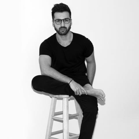 Showing you how to understand men starts with a very simple idea - there are only two types of guys. Man Understood Sitting Thinking Looking
