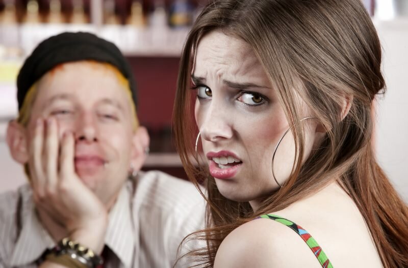 How To Deal With Guys Staring At You – If You Want To Meet Him Or Not!
